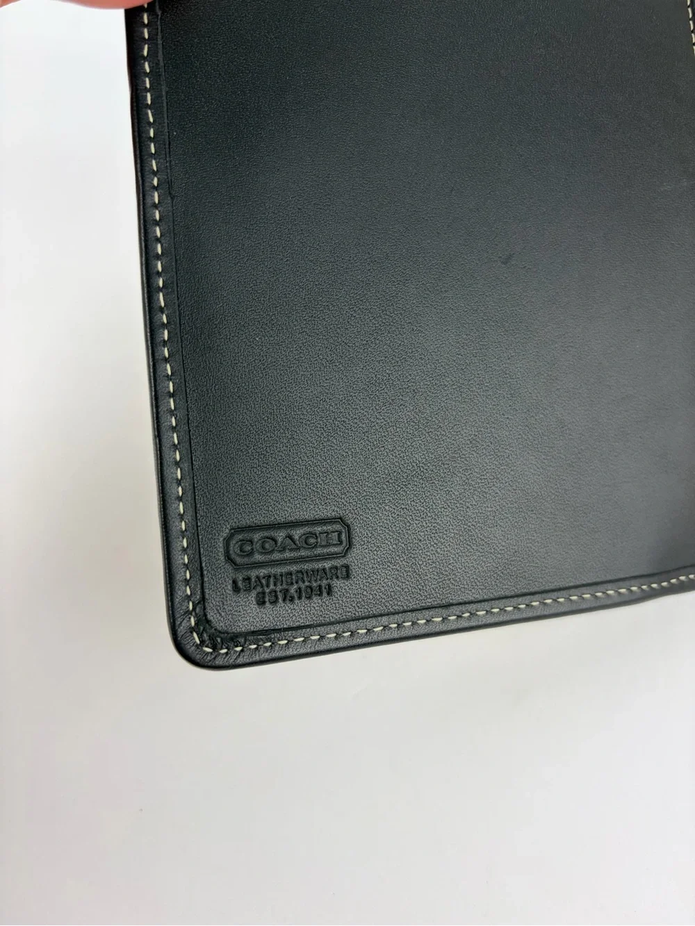 Coach cream black